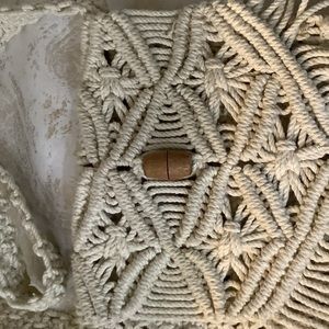 Gorgeous NWOT Macrame Purse